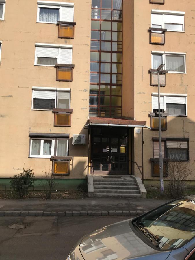 Zen Apartman Szolnok Exterior photo